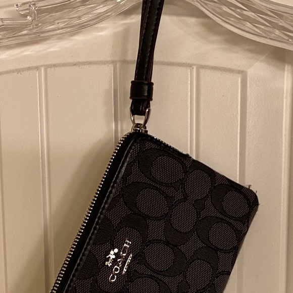 COACH bucket style bag purse and extras Fall Autumn - Picture 3 of 3